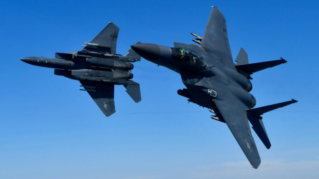 F-15K-fighter-jets-owned-by-the-South-Korean-Air-Force-1024x576.jpg