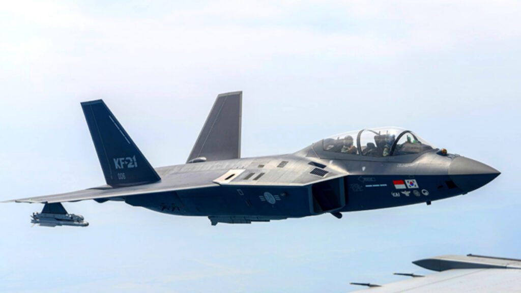 KF-21-on-display-at-Dubai-Air-Show-1024x576.jpg