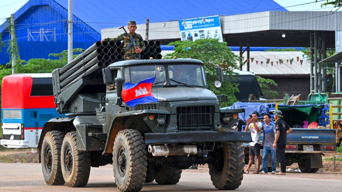 Another-armed-conflict-at-the-Thai-Cambodian-border.jpg