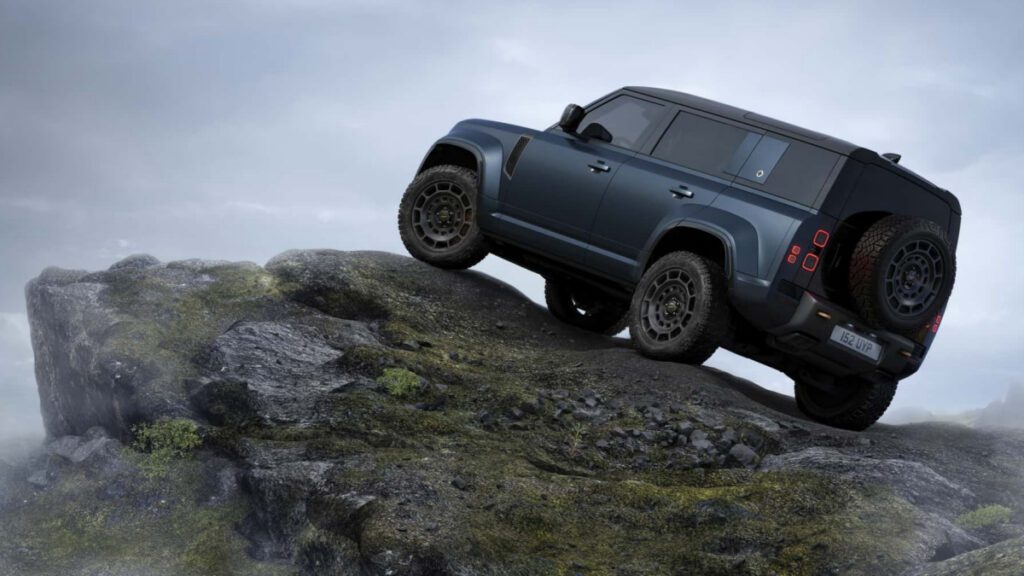 Land-Rover-unveils-new-Defender-7-1024x576.jpg