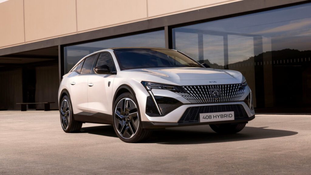 Peugeot-408-Smart-Hybrid-4-1024x576.jpg