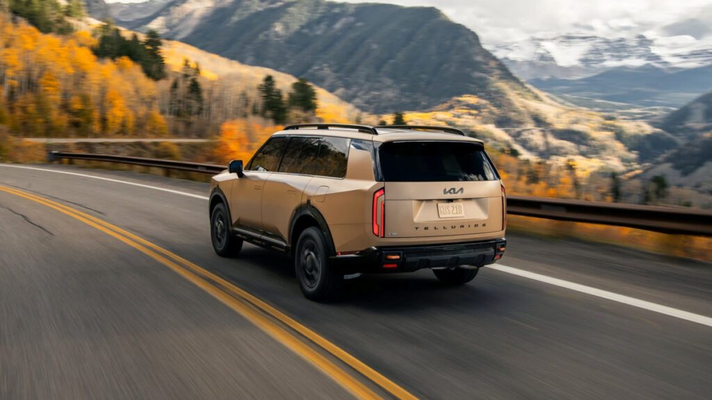 Kia-unveils-new-telluride-price-5-1024x576.jpg
