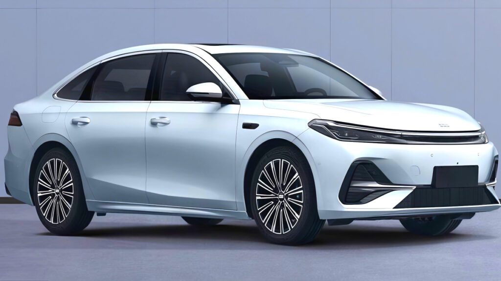 Geely-Motor-launches-Galaxy-A7-1024x576.jpg