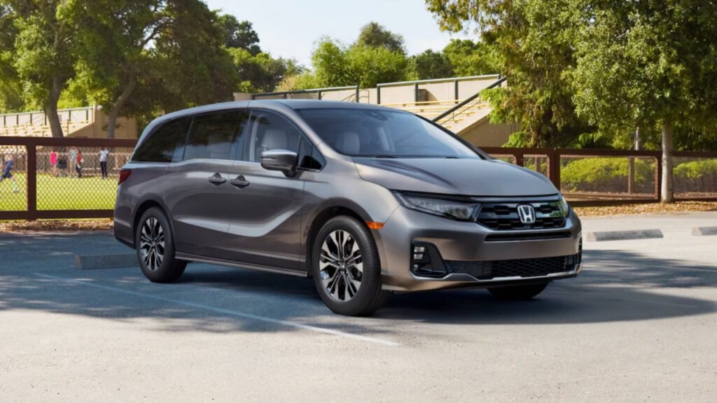 Honda-Odyssey-Hybrid-Unveils-2-1024x576.jpg