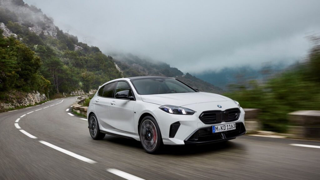 BMW-launches-two-new-cars-5-1024x576.jpg
