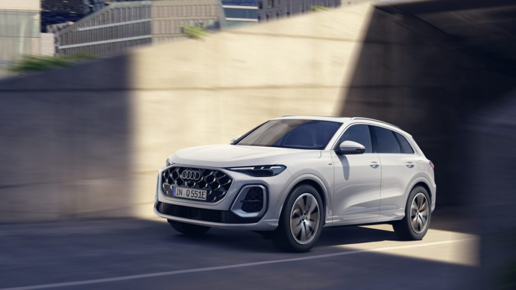 Audi-Q5-e-Hybrid-unveiled-2-1024x576.jpg