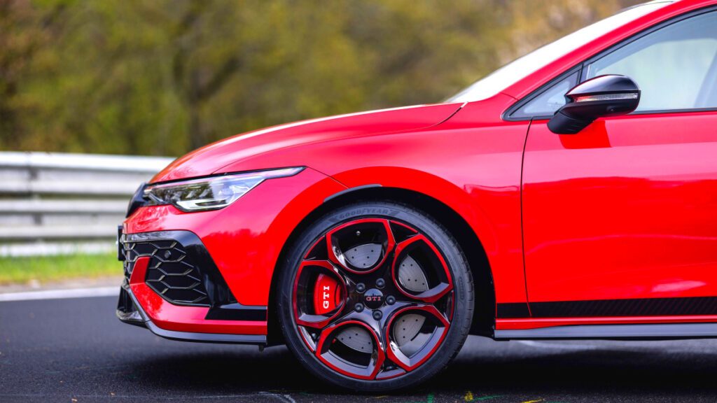 Golf-GTI-Edition-50-Unveiled-1024x576.jpg