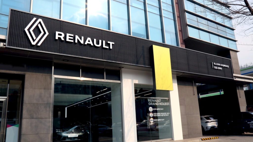 Expanded-Renault-dealership-2-1024x576.jpg