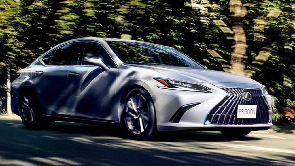 Lexus-ES-300h-Used-Car-Popular-2-1024x576.jpg
