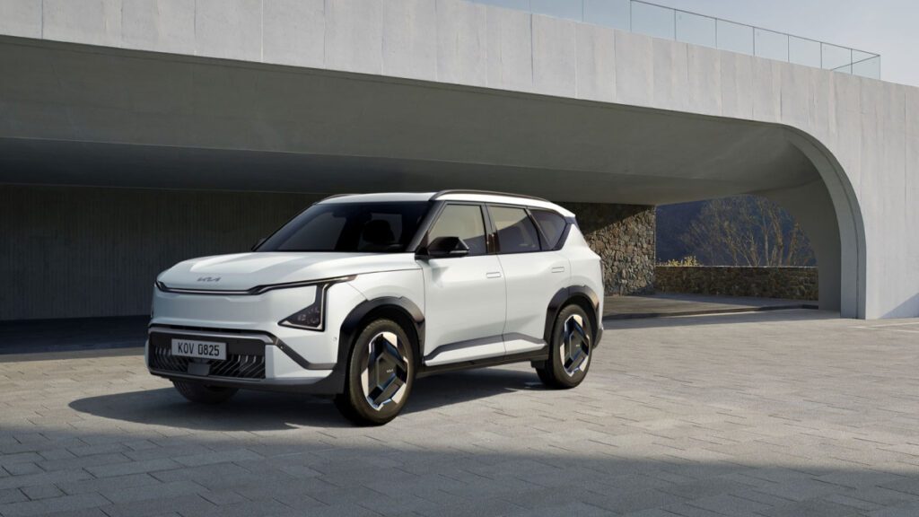 Kia-EV5-launched-in-Germany-2-1024x576.jpg