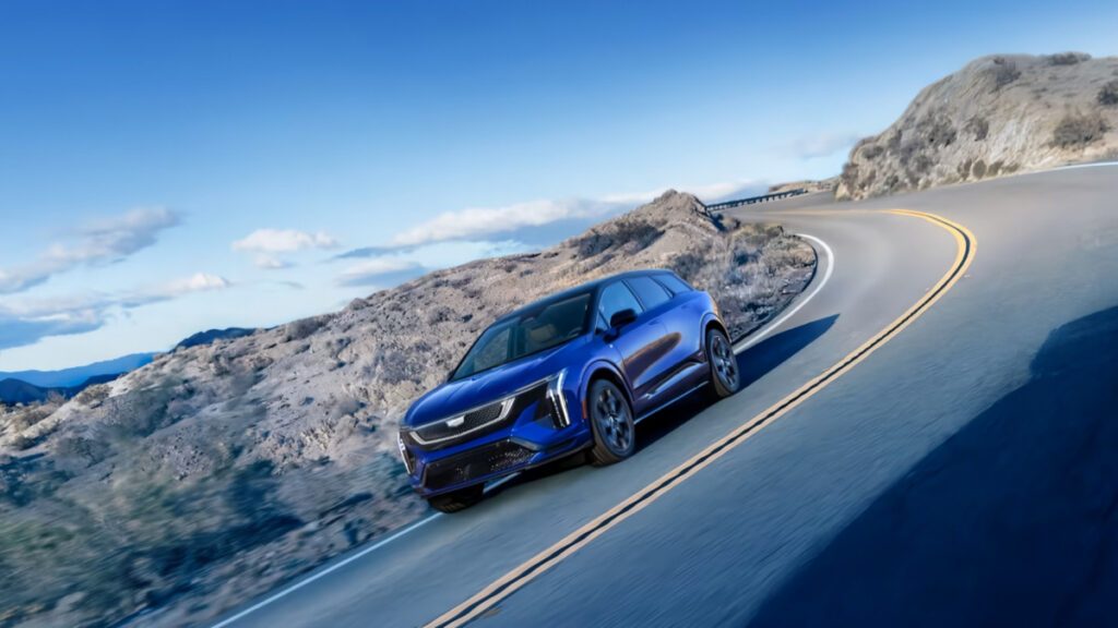 Cadillac-Optiq-V-Revealed-2-1024x576.jpg