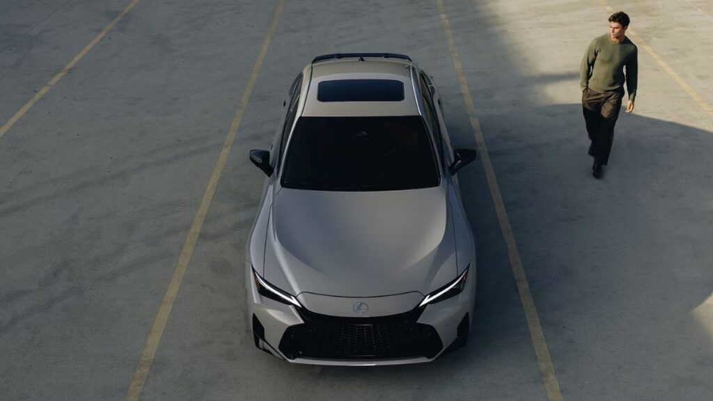 Lexus-IS-2026-Unveiled-6-1024x576.jpg