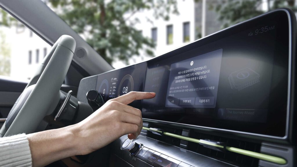 automotive-touch-display-proliferation-5-1024x576.jpg