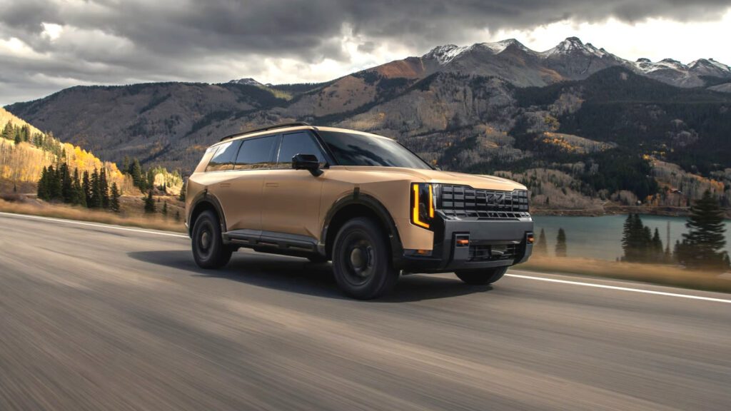 Kia-unveils-new-telluride-price-3-1024x576.jpg