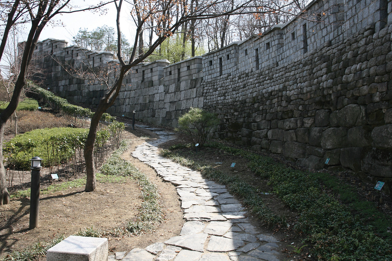 서울 한양도성.jpg