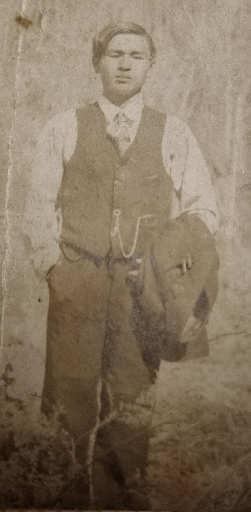 아버지 젊은날.jpg