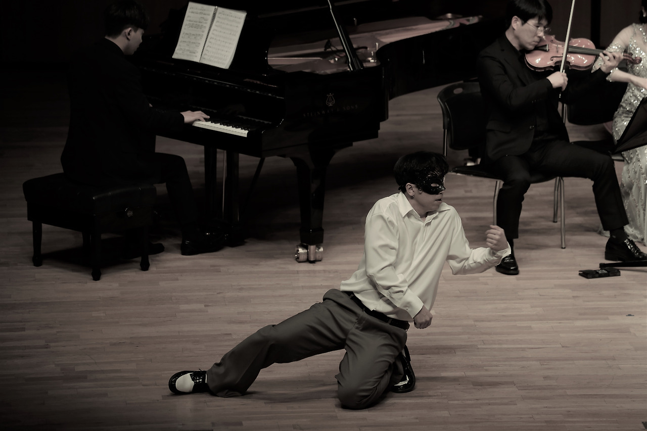 최장군님 사진 (1).jpg