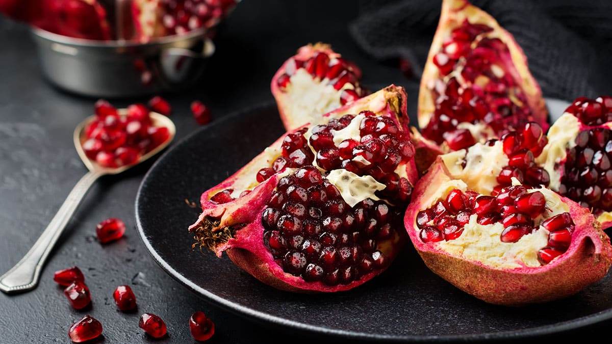 pomegranate-phytoestrogen4.jpg