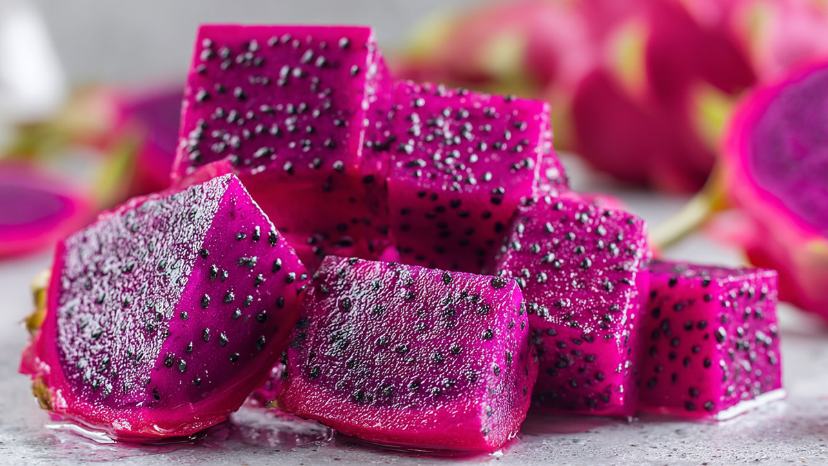 how-to-enjoy-eating-dragon-fruit-2.jpg