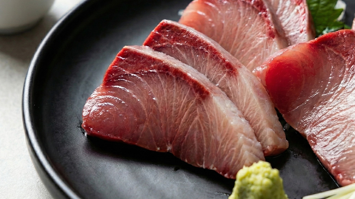 why-seasonal-yellowtail-is-essential-for-women-in-their-40s-2.jpg