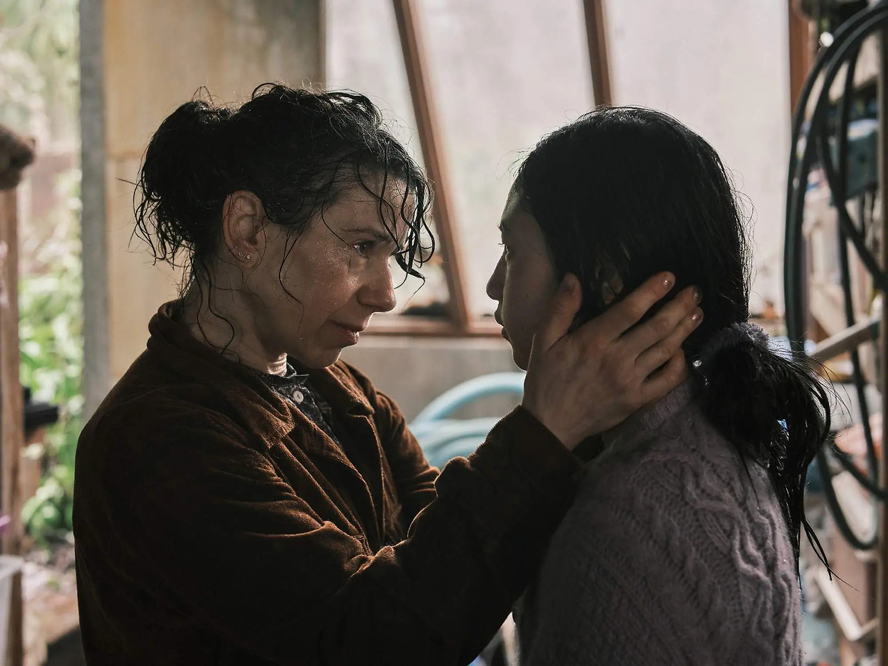 sally-hawkins-and-sora-wong-in-bring-her-back.jpg