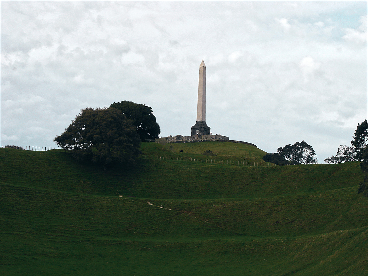 one tree hill 01 - minuir.jpg