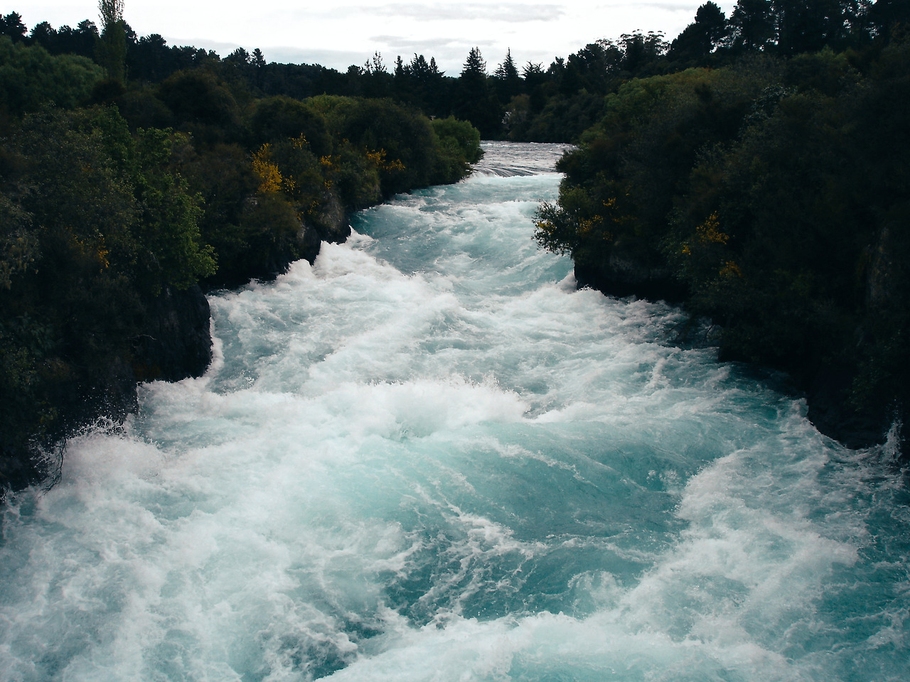 huka falls 04 - minuir.jpg