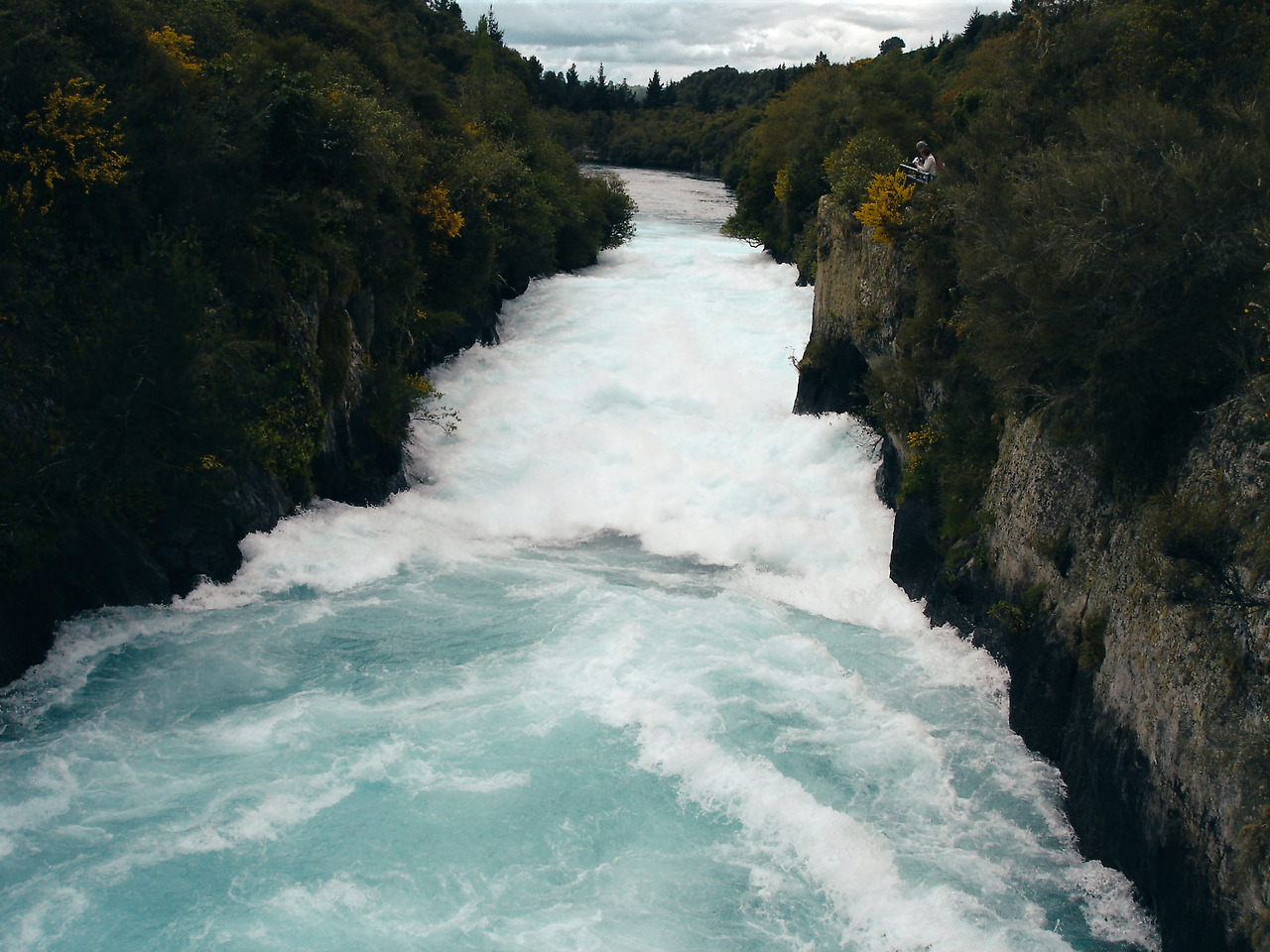 huka falls 05 - minuir.jpg