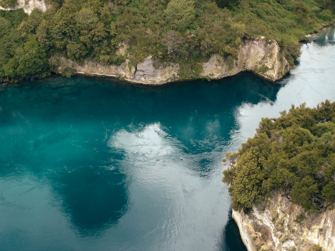 huka falls 03 - minuir.jpg