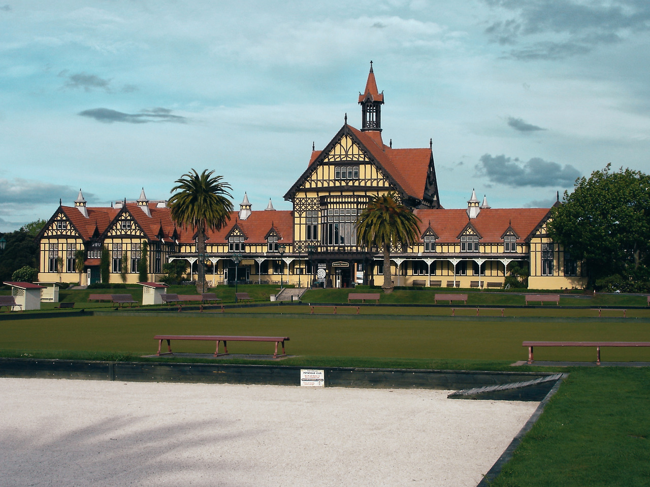 government garden 01 - minuir.jpg