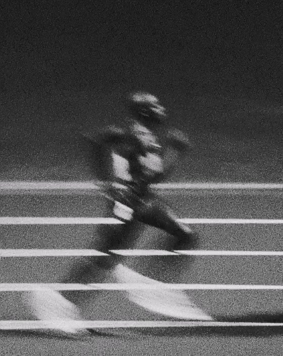 u9811667553_A_photograph_of_an_Olympic_runner_sprinting_on_th_80aac966-2a19-4c8a-9556-57ea4aaa56fb_0 (1).mp4_20250812_042733.412.jpg