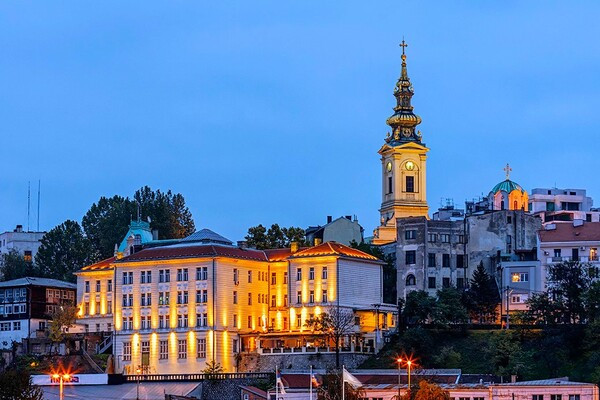 에어세르비아-베오그라드 야경.jpg