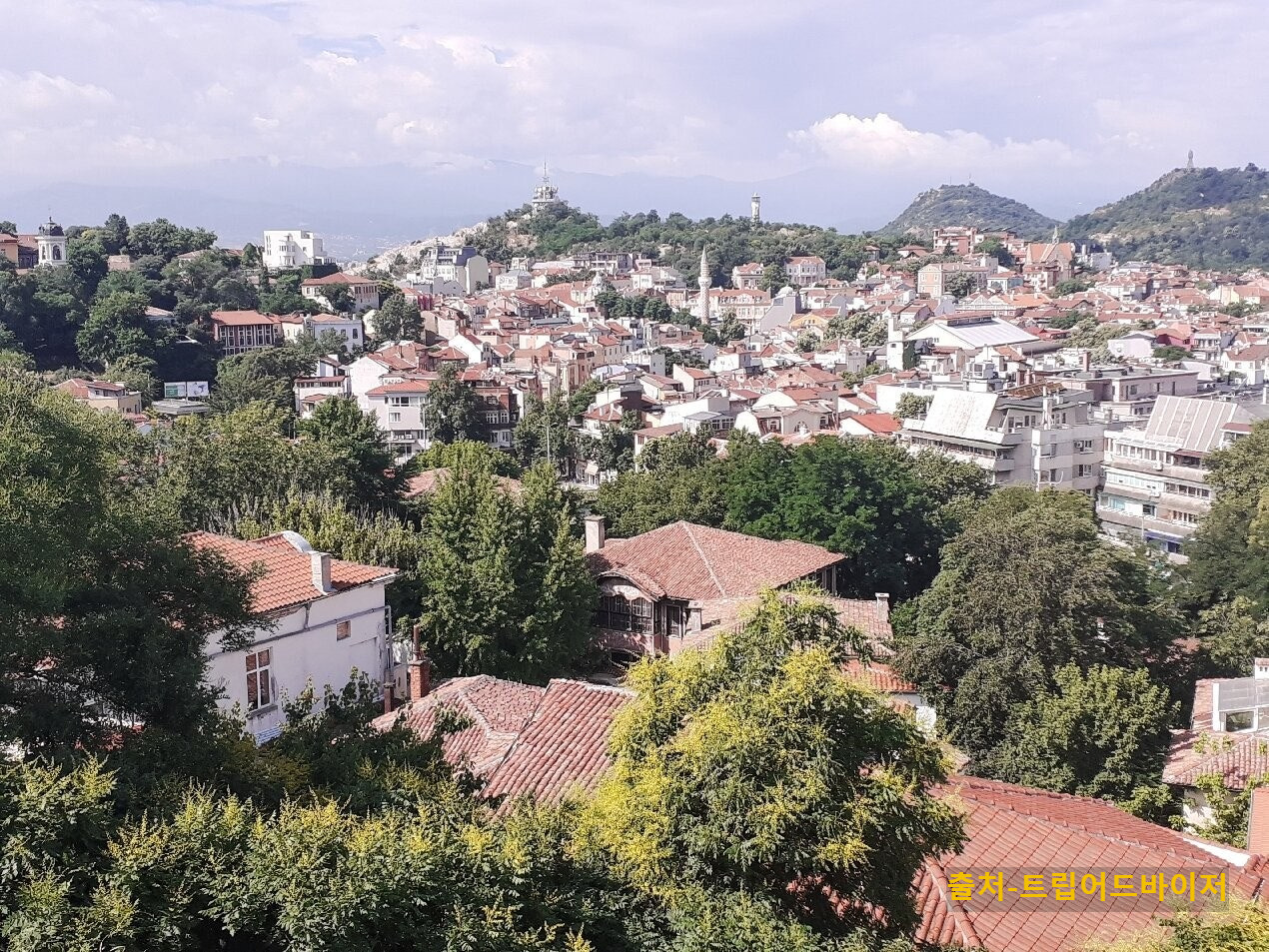 구시가의 모습-트립어드바이저.jpg