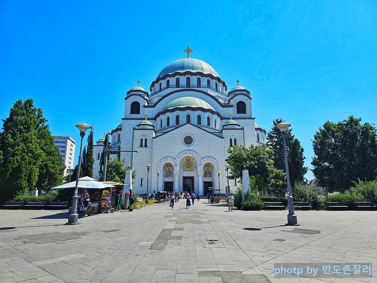 성사바대성당1-반도존잘러-체크인유럽.jpg