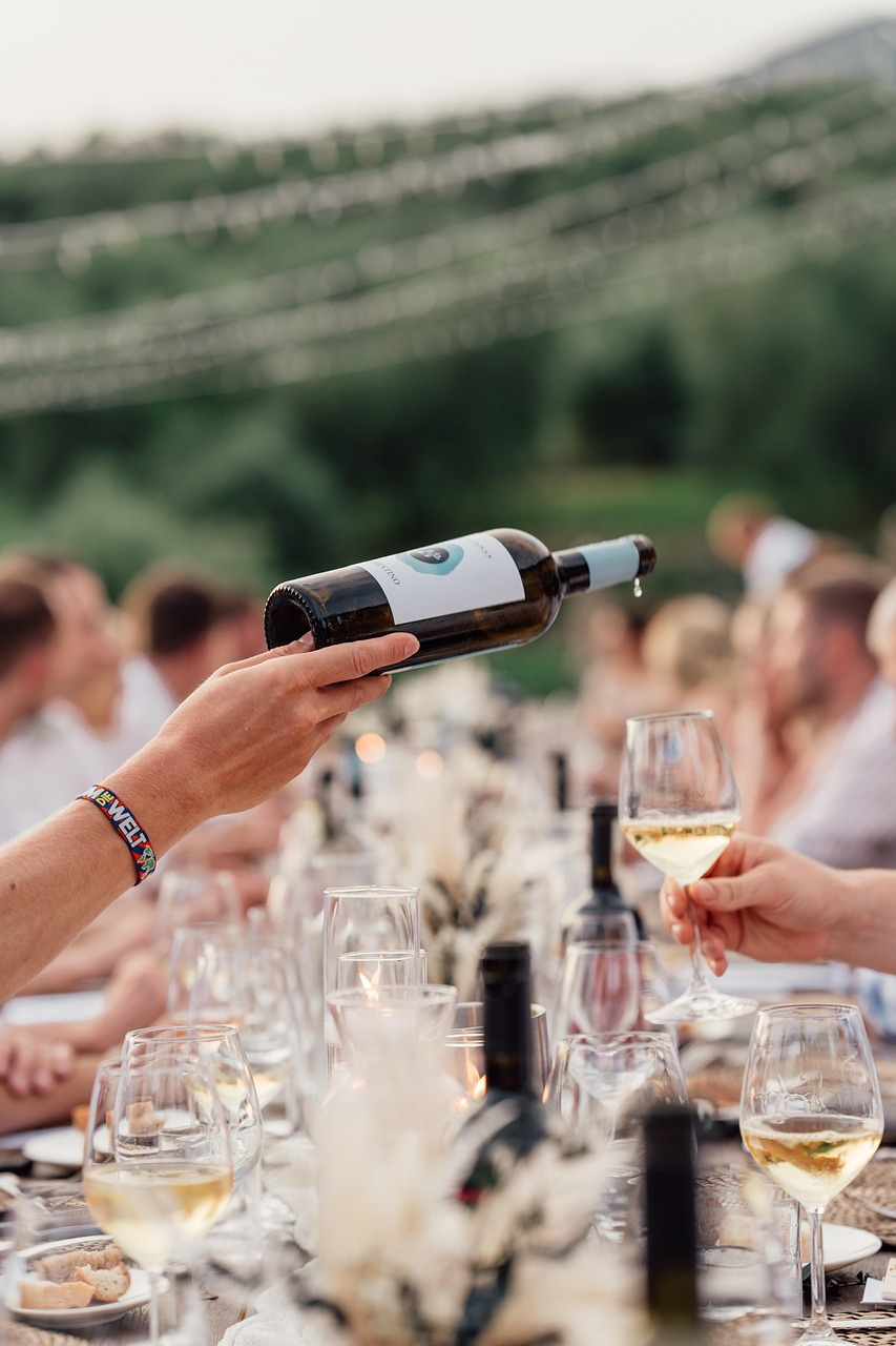 wine-8949009_1280 (1).jpg