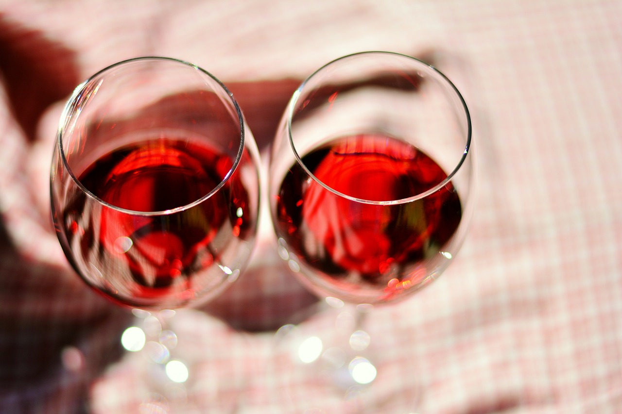 wine-glasses-2403116_1280.jpg