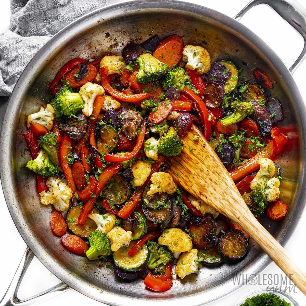 wholesomeyum-Sauteed-Vegetables-6.jpg