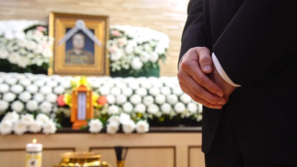 10-trillion-funeral-market-shake-up-100-won-funeral-secret-1024x576.jpg