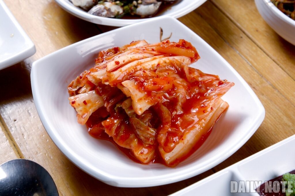 1Is-it-okay-to-eat-Chinese-kimchi-1024x683.jpg