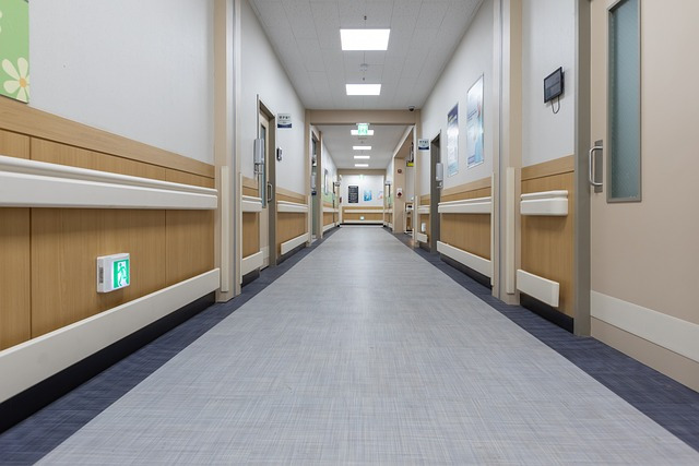 hallway-5979689_640.jpg