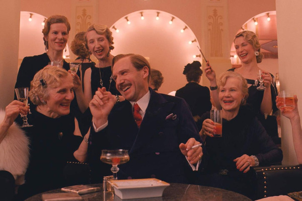 c3bb74861967ada97779ca44fe8a369833-06-grand-budapest-hotel.2x.h473.w710.jpg