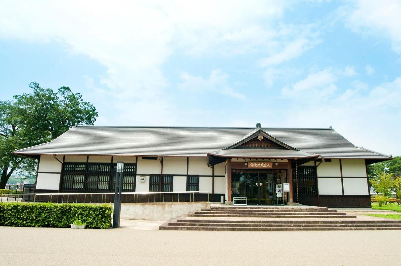 히토요시성 역사관.jpg