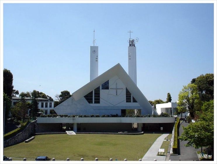 800px-Yamaguchi_Xavier_Memorial_Church.jpg