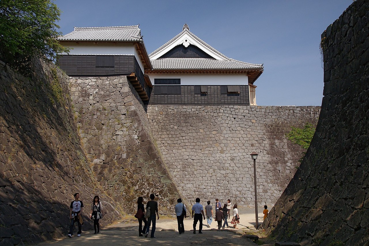 Kumamoto_Castle_04n4272.jpg
