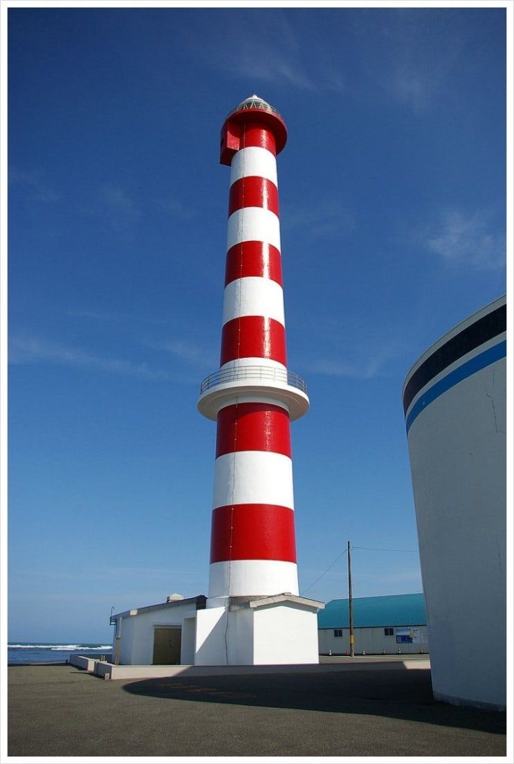 800px-Wakkanai_lighrhouse.jpg