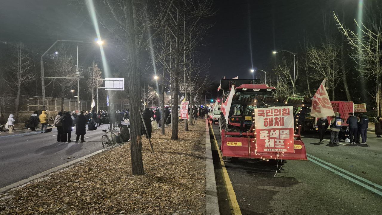 20241222 남태령 고개 봉쇄 사건 3.jpg