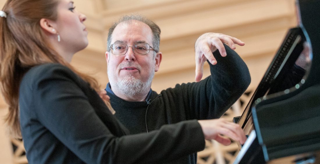 Garrick_Ohlsson_FOTO_Ivan_Maly_MASTERCLASS-2-scaled-1100x564-c.jpg