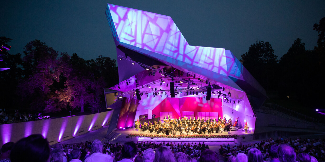 Sommernachtsgala-Grafenegg-2022_C_ORF-GrafeneggFestival-SebastianPhilipp-620x310.jpg