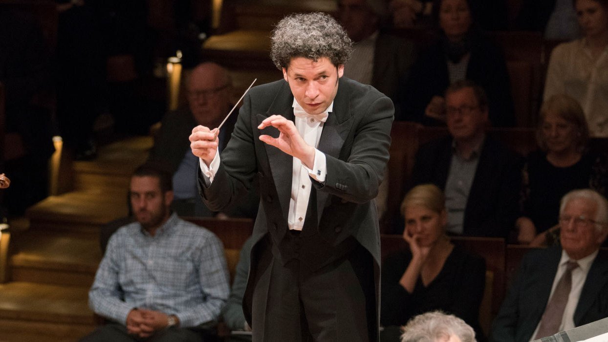 csm_gustavo_dudamel_DCH_Thumbnails_bb9663571b.jpg