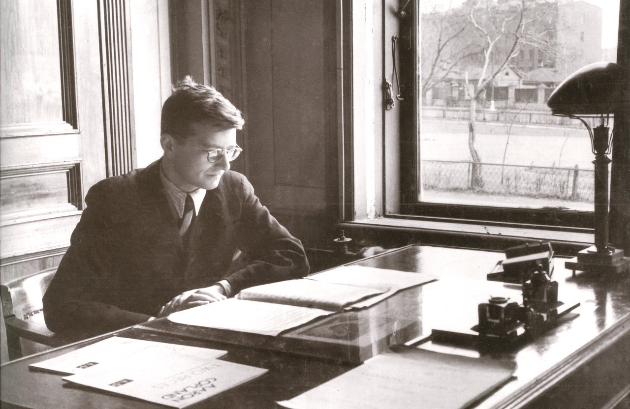 dmitri_schostakowitsch_dsch_publishers.jpg__1280x832_q85_crop-crop_subsampling-2.jpg